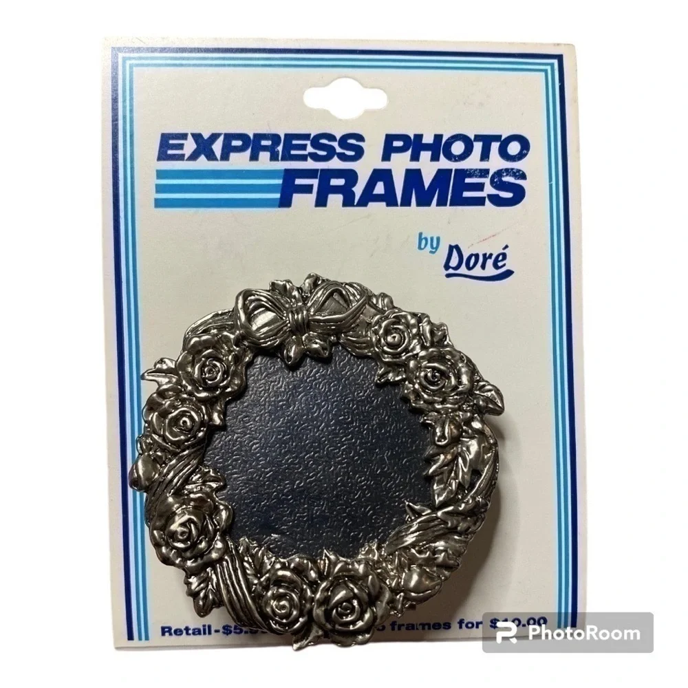 NEW VINTAGE PEWTER ROUND ROSETTE FRAME EXPRESS PHOTO FRAMES